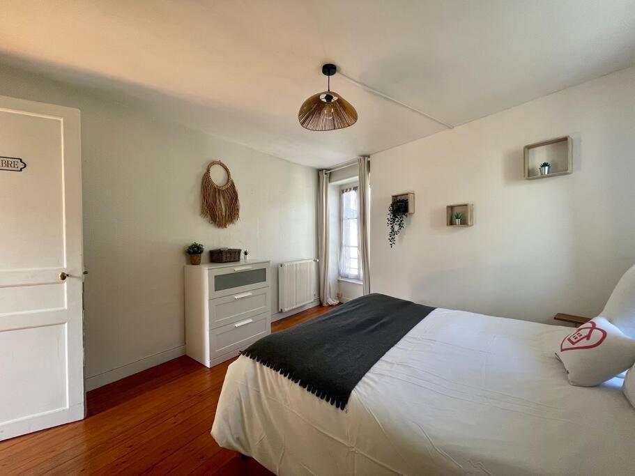 La Bellevue X Parking By Melrose Appartement Bayeux Buitenkant foto