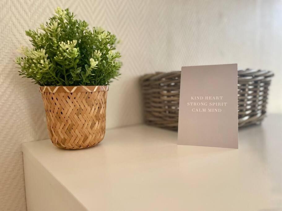 La Bellevue X Parking By Melrose Appartement Bayeux Buitenkant foto